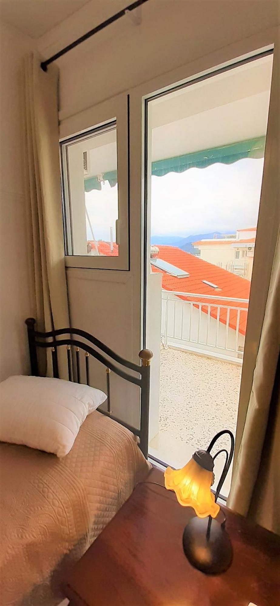 Mondo Cosseri Akrata Apartment ภายนอก รูปภาพ