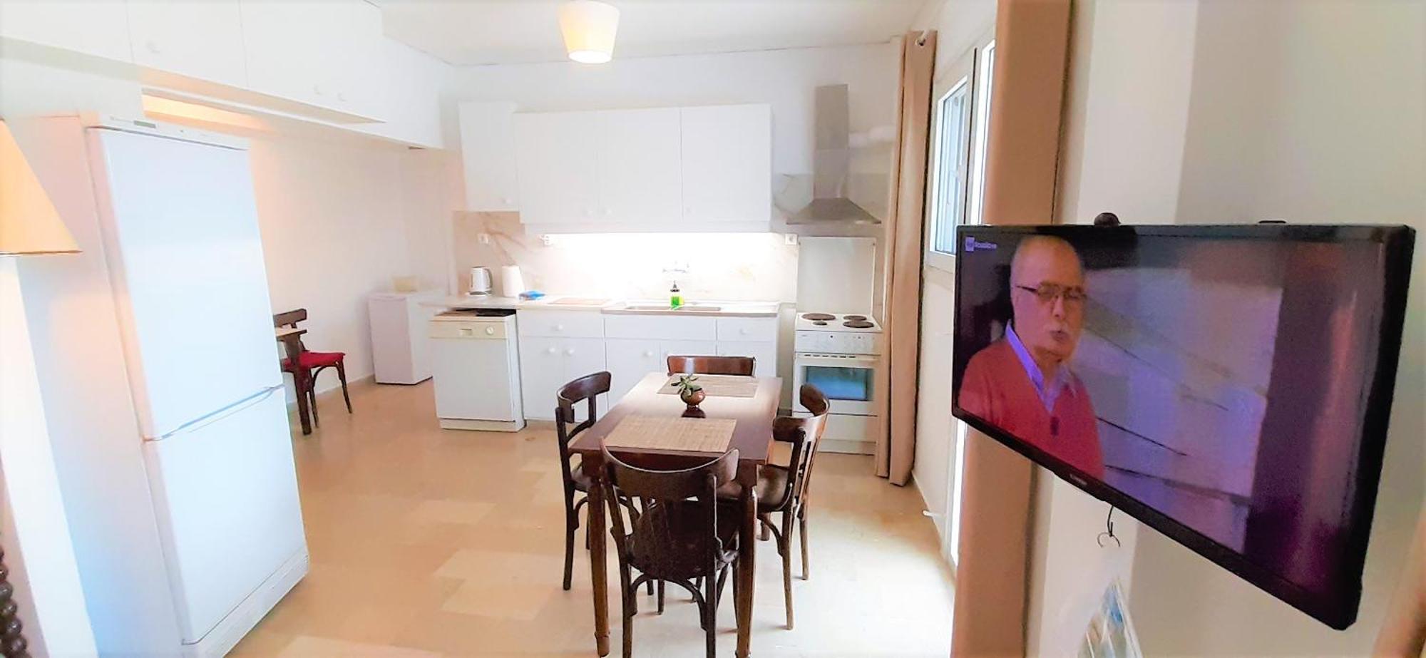 Mondo Cosseri Akrata Apartment ภายนอก รูปภาพ
