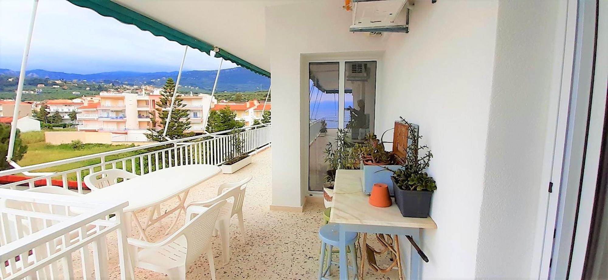 Mondo Cosseri Akrata Apartment ภายนอก รูปภาพ
